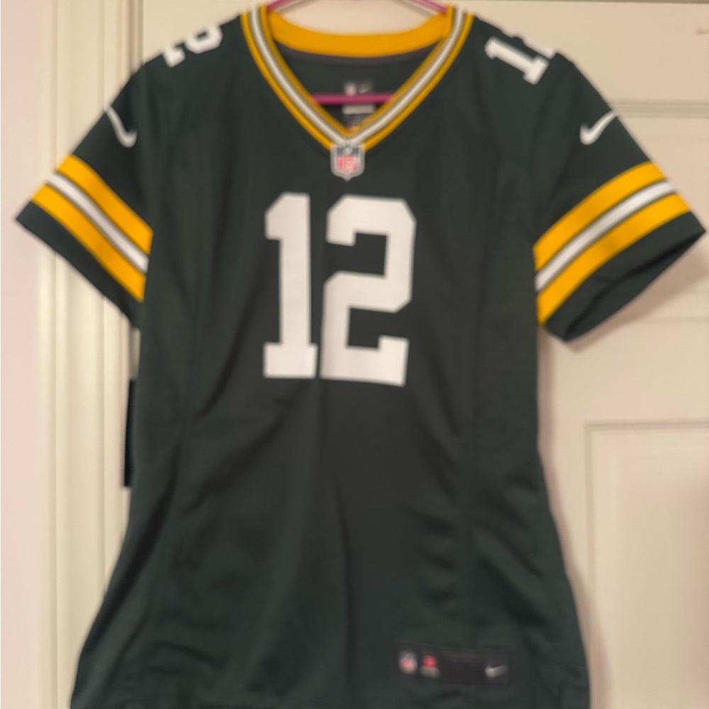 NWT new NFL Aaron Rodgers jersey packers womens size M 💚💛